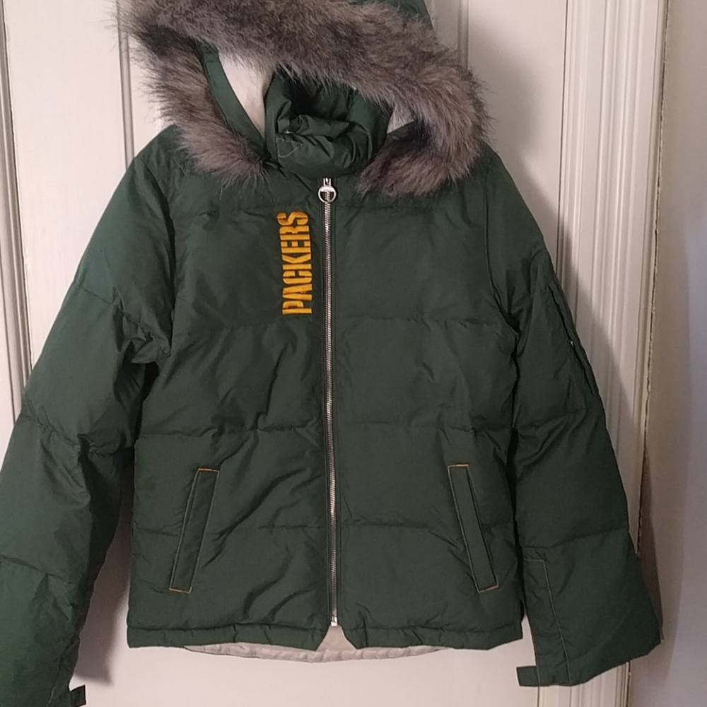 NWOT NFL GREENBAY PACKER  Youth Winter Coat